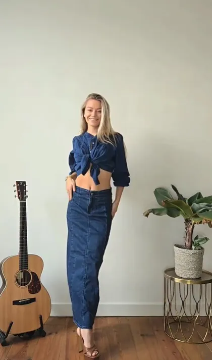 sterre koning showt zichzelf en draagt strakke look