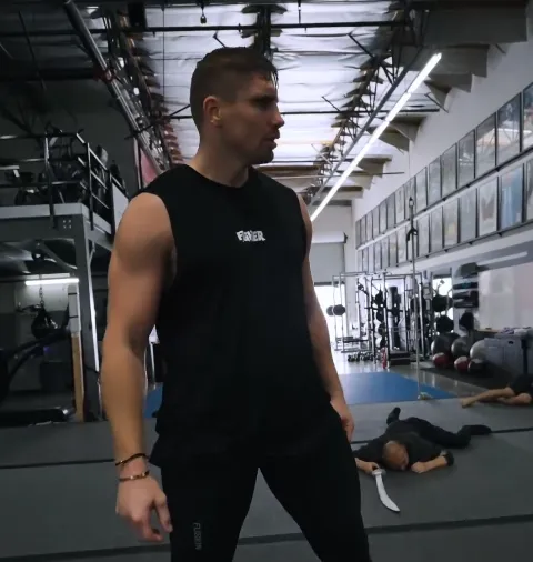 vechtscene rico verhoeven