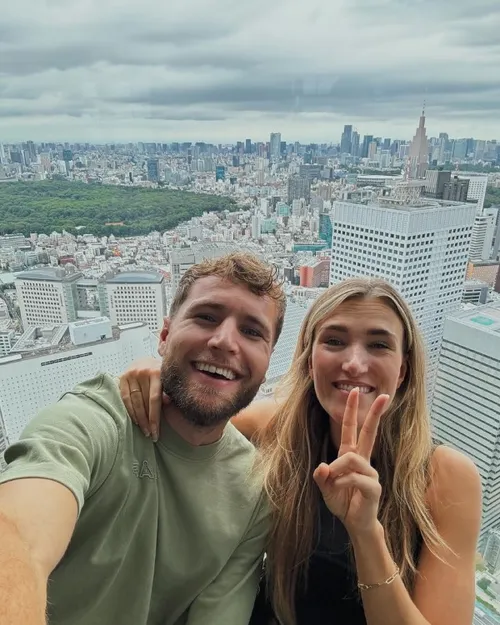 Suzan &amp;amp;amp;amp;amp; Freek in Japan