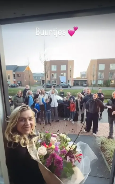 buren van Joy op bezoek