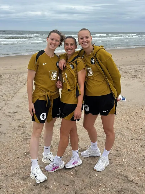 Jackie Groenen en Daphne van Domselaar