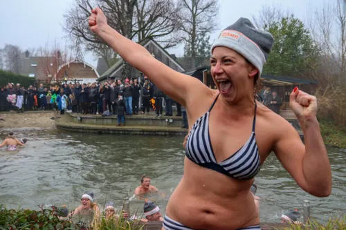 01 01 2020 nieuwjaarsduik 11