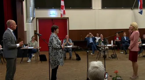 01 06 2021 installatie caroline van den elsen 2