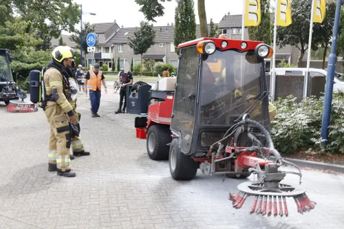 01 08 2022 brand veegwagentje 04