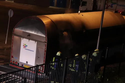 01 12 2019 vrachtwagenbrand dmv campina 03