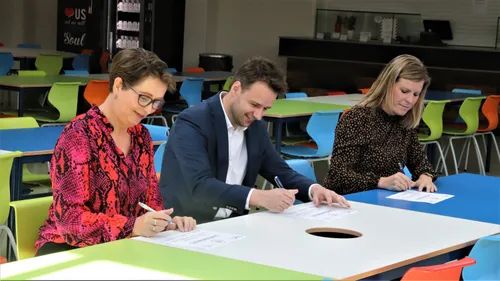02 07 2020 ondertekening kunstonderwijs 01