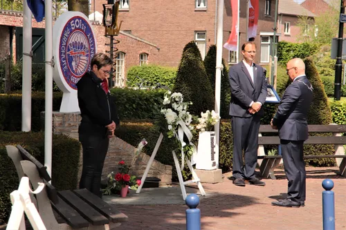 04 05 2020 kransleggingen eerde gemeente meierijstad 02