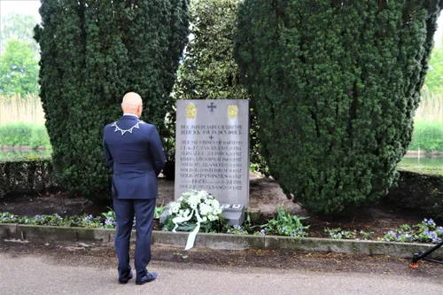 04 05 2020 kransleggingen zijtaart gemeente meierijstad 02