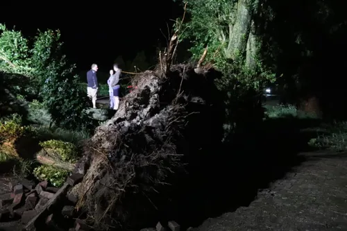 04 06 2019 stormschade krijtenburg 01