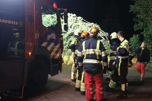 04 06 2019 stormschade krijtenburg 04