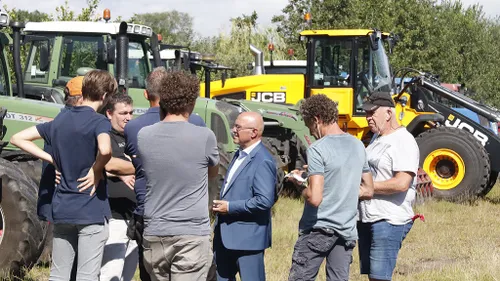 04 07 2022 boeren in gesprek met burgemeester 03