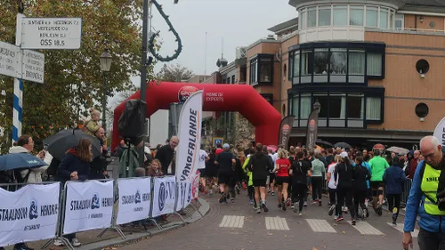 06 11 2022 krollenloop 037