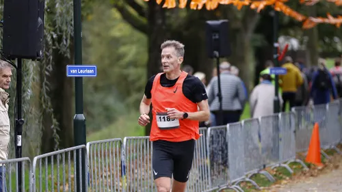 06 11 2022 krollenloop 040