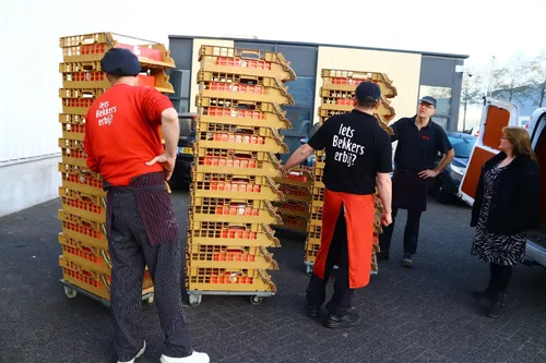 07 04 2020 1500 cupcakes voor bernhoven 02