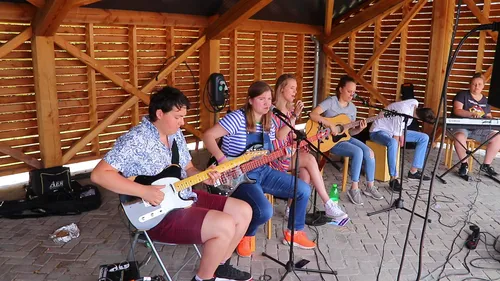 07 07 2019 hear it 02