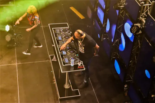 07 12 2019 qmusic 018