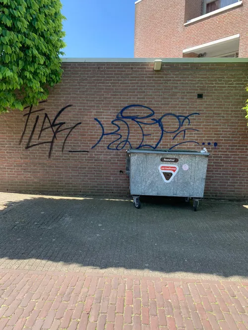 08 05 2022 vernielingen wc de bunders 02