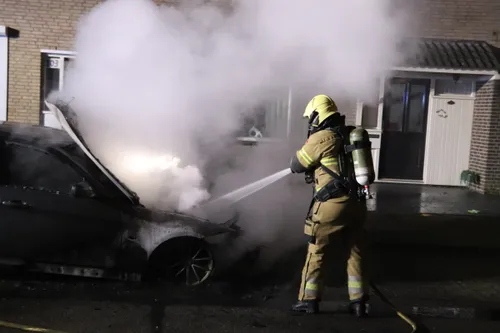 10 02 2022 autobrand wolgastraat 04