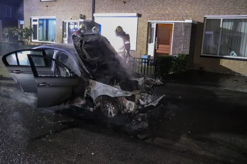 10 02 2022 autobrand wolgastraat 05