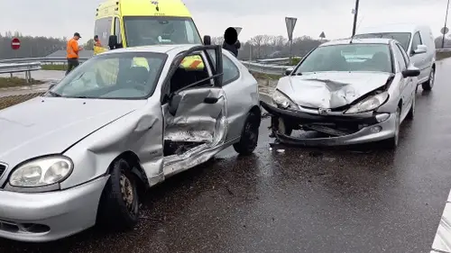 10 04 2021 aanrijding veghel noord 05