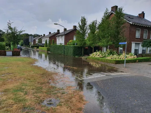 13 08 2020 wateroverlast veghel 07