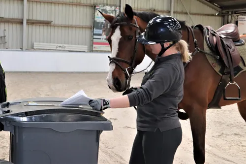 14 03 2022 stemmen te paard 05