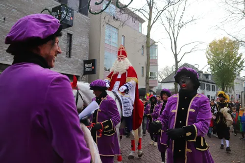 14 11 2021 intocht sinterklaas in veghel 24