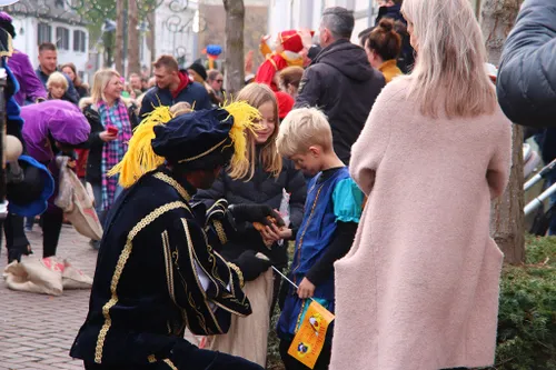 14 11 2021 intocht sinterklaas in veghel 27