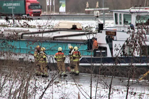 15 02 2021 schip in problemen 05