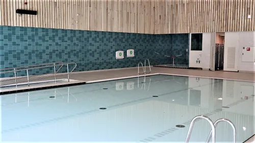 15 04 2023 zwembad de beemd 04