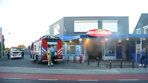 16 10 2022 supermarkt erp vol rook 03