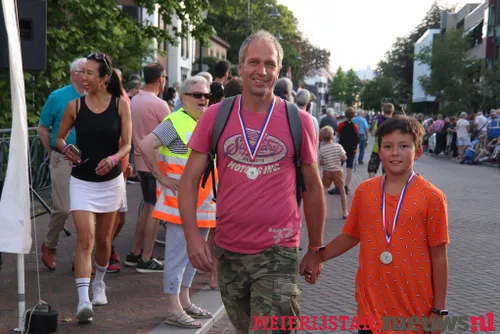 17 06 2022 avondvierdaagse defile 06