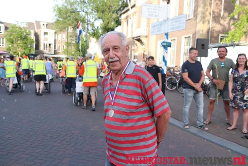 17 06 2022 avondvierdaagse defile 11