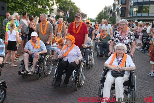 17 06 2022 avondvierdaagse defile 13