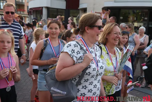 17 06 2022 avondvierdaagse defile 23