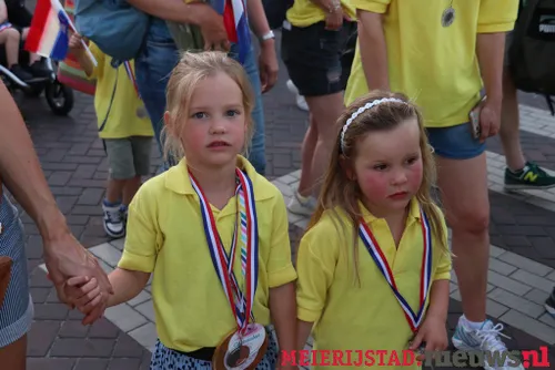 17 06 2022 avondvierdaagse defile 25