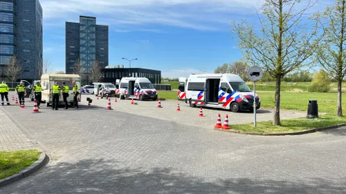 18 04 2022 politiecontrole paaspop 05