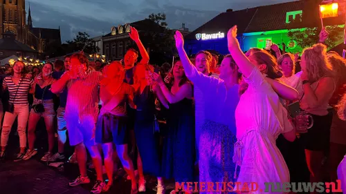 18 06 2022 heel veghel zingt mee 13