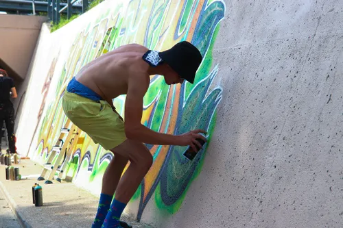 18 09 2021 jongeren kleuren fietstunnel 05