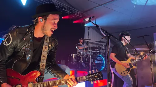 18 09 2022 baby blue 03