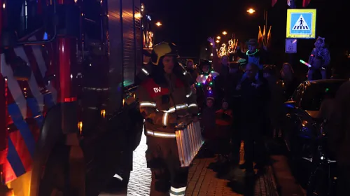 2023 12 06 sinterklaasuittocht 009