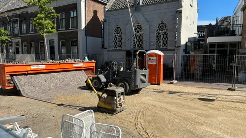22 06 2022 straatwerk deken van miertstraat 01