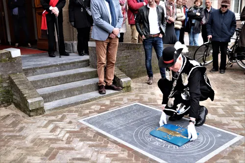 23 03 2019 onthulling nieuwe gedenktegel hemkundekring vehchele 03