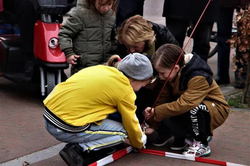 23 03 2019 onthulling nieuwe gedenktegel hemkundekring vehchele 06
