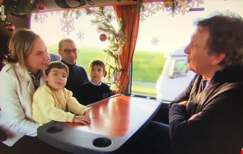 24 12 2021 all you need is love kirsten 1