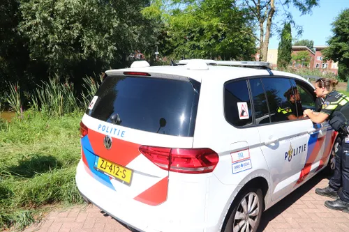 25 08 2021 auto bijna te water 03