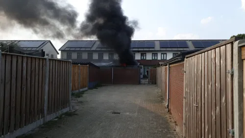 26 08 2019 brand bijgebouw chrysthenstraat 01