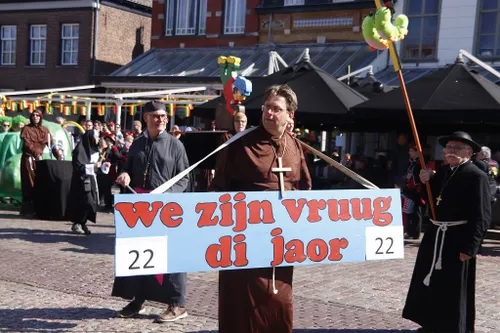 27 03 2022 optocht papgat 02