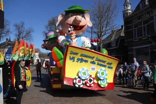 27 03 2022 optocht papgat 05