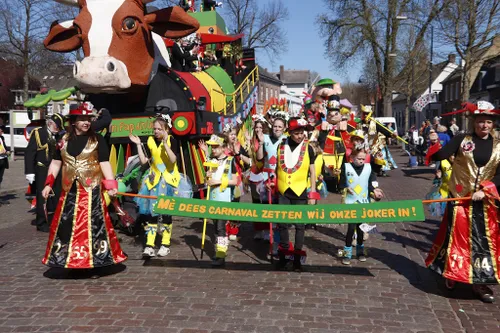 27 03 2022 optocht papgat 07